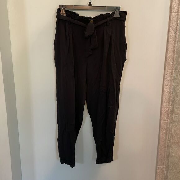LC Lauren Conrad black paper bag pants - Picture 2 of 7